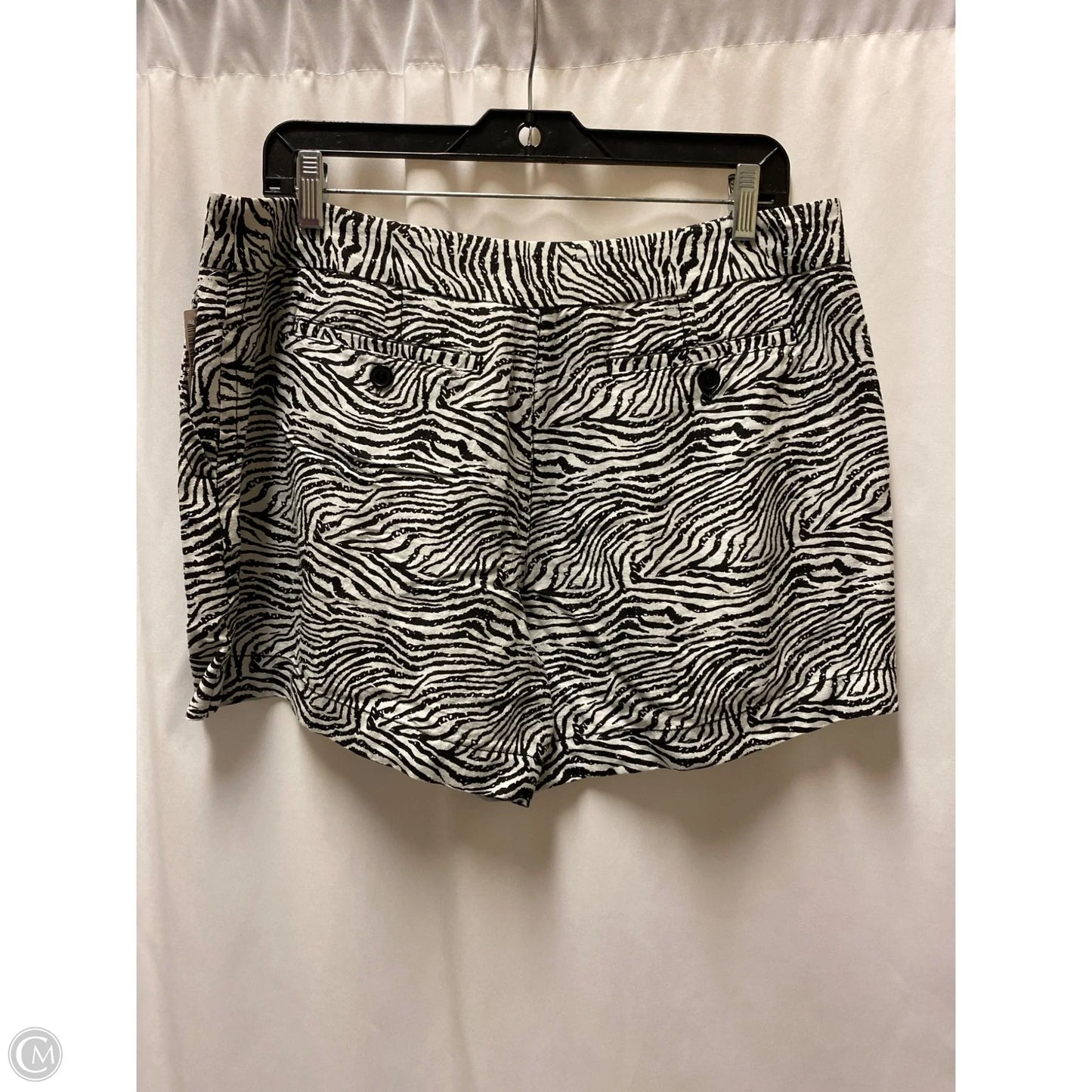 Shorts By Madison In Black & White, Size: 12