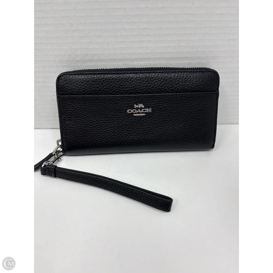Wristlet Designer By Coach, Size: Large