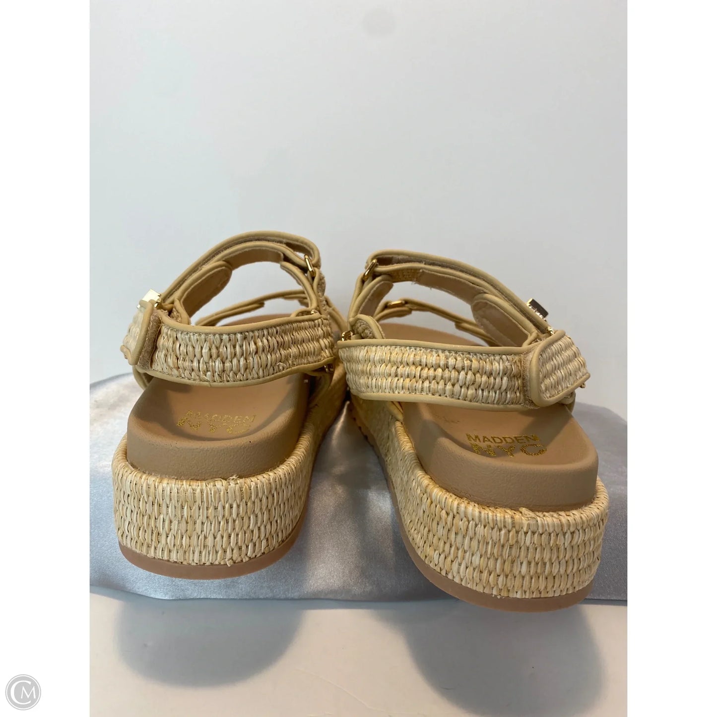 Sandals Flats By Madden Nyc In Cream, Size: 10