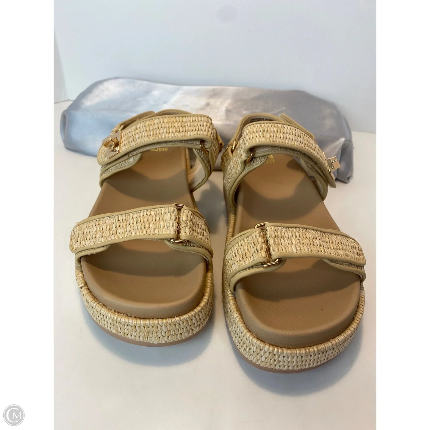 Sandals Flats By Madden Nyc In Cream, Size: 10