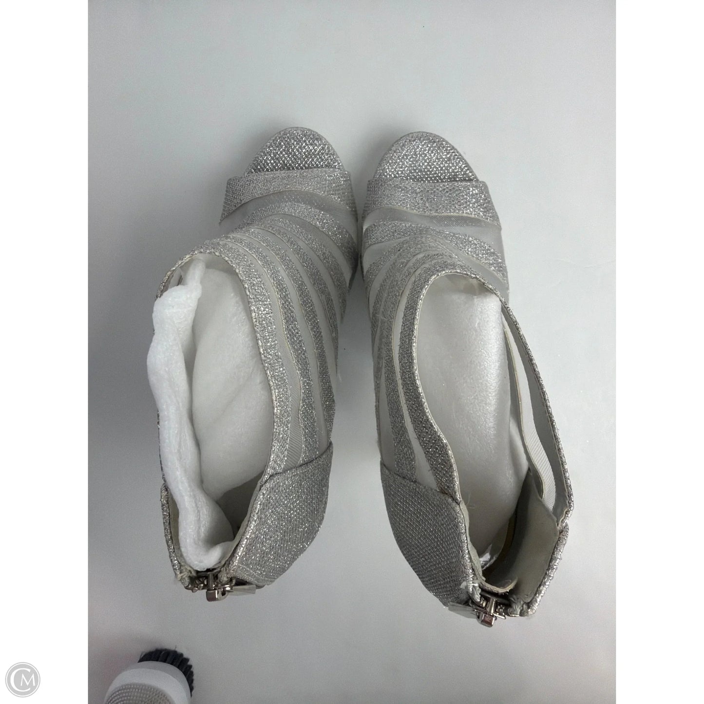 Shoes Heels Stiletto By Clothes Mentor In Silver, Size: 8
