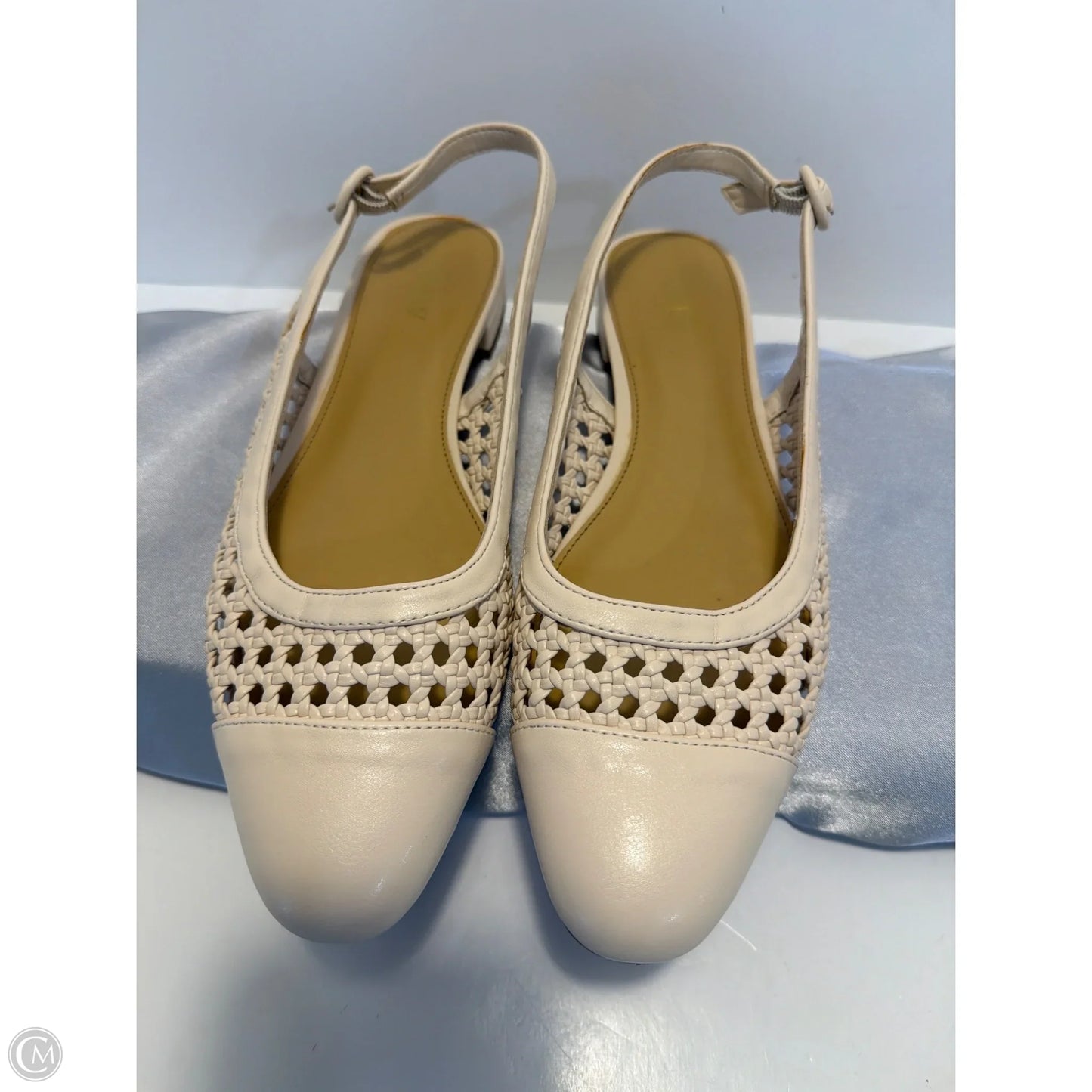 Sandals Flats By J. Crew In Cream, Size: 9