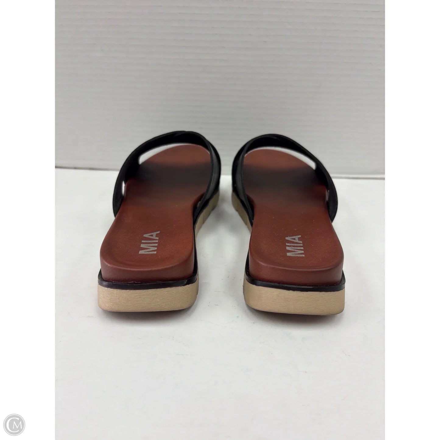 Sandals Flats By Mia In Black, Size: 8