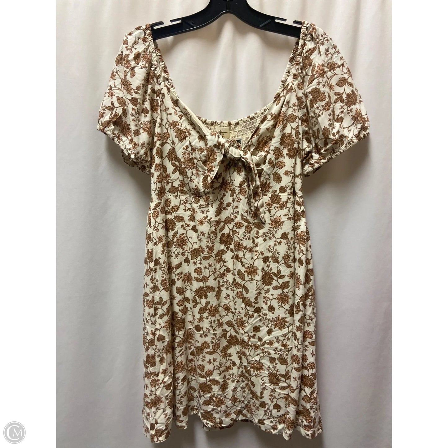 Dress Casual Short By Jessica Simpson In Cream, Size: L