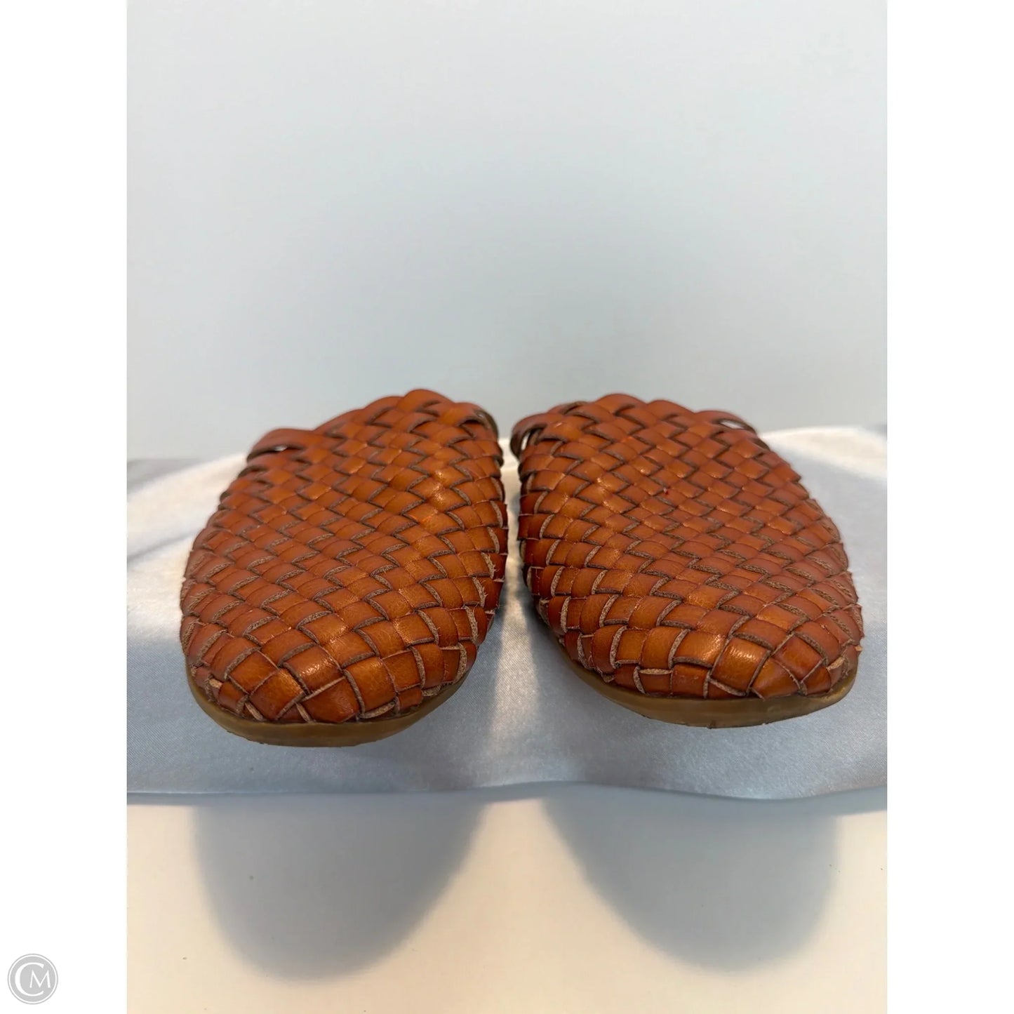 Sandals Flats By Billabong In Brown, Size: 7.5