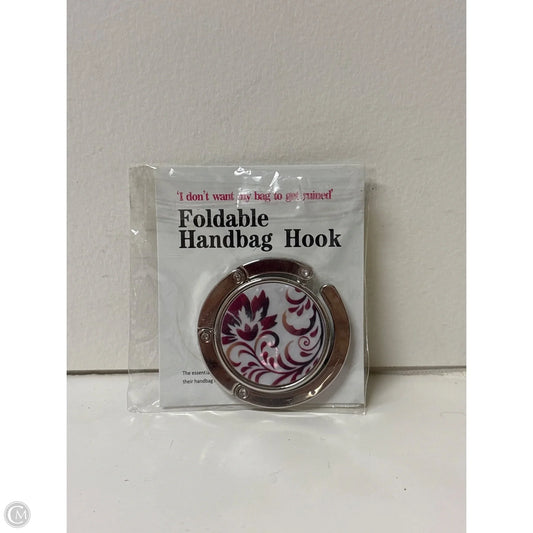 Accessory Label By Clothes Mentor, Size: