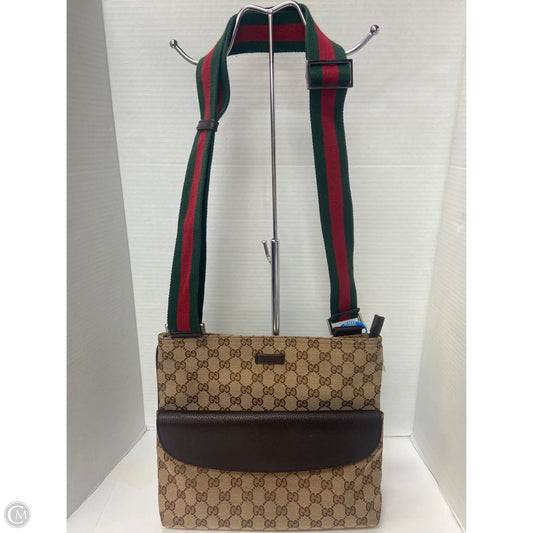 Handbag Luxury Designer By Gucci, Size: Medium