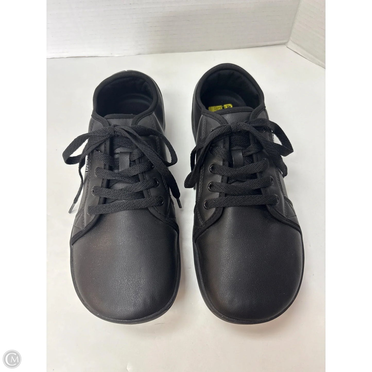 Shoes Sneakers By Clothes Mentor In Black, Size: 12