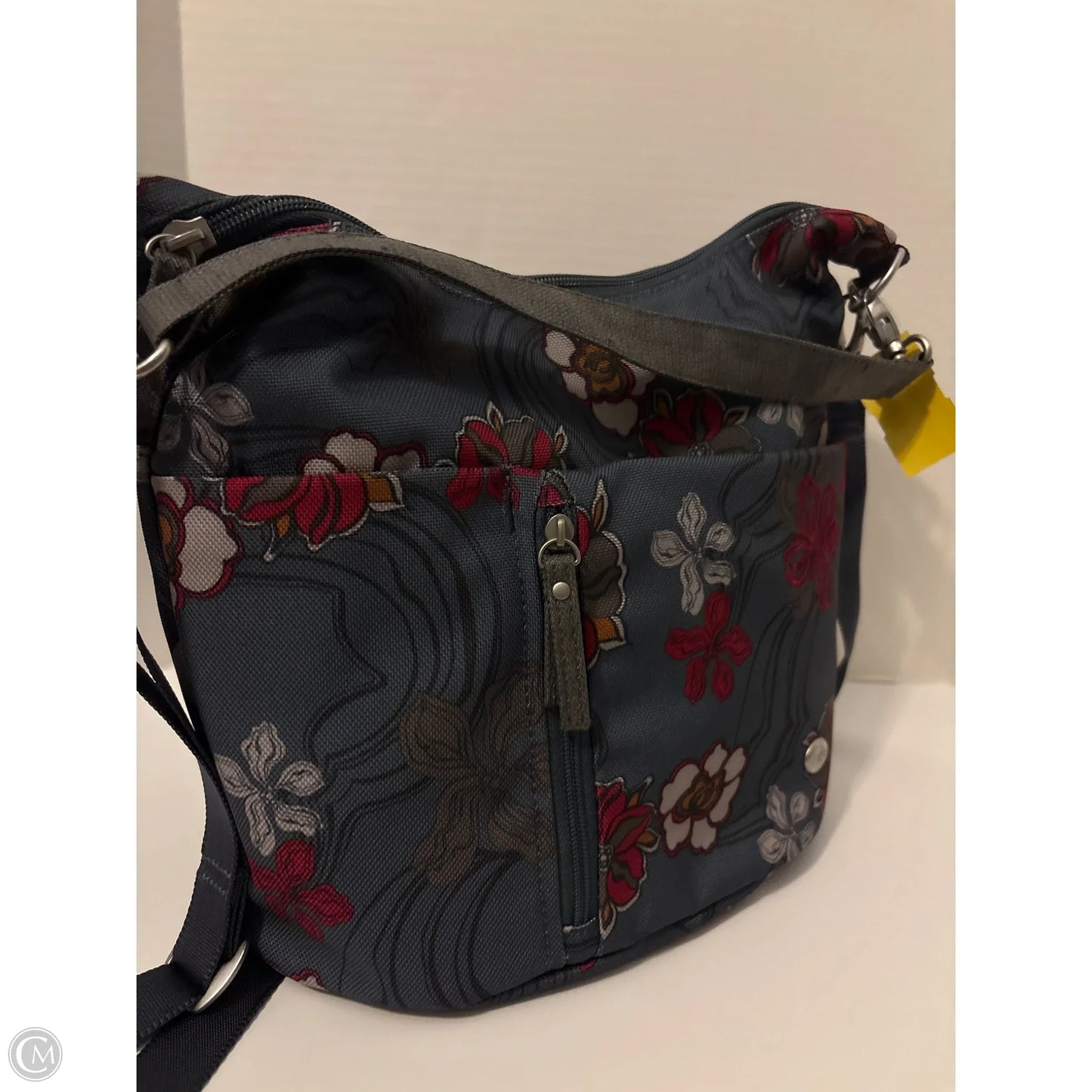 Handbag By Clothes Mentor, Size: Medium