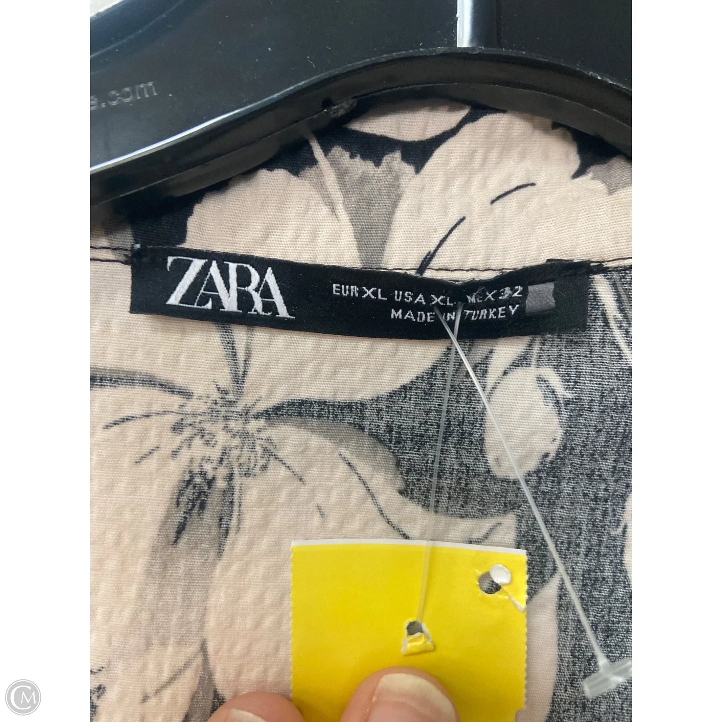 Dress Casual Midi By Zara In Black, Size: Xl