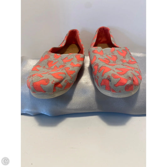 Shoes Flats By Toms In Pink, Size: 6