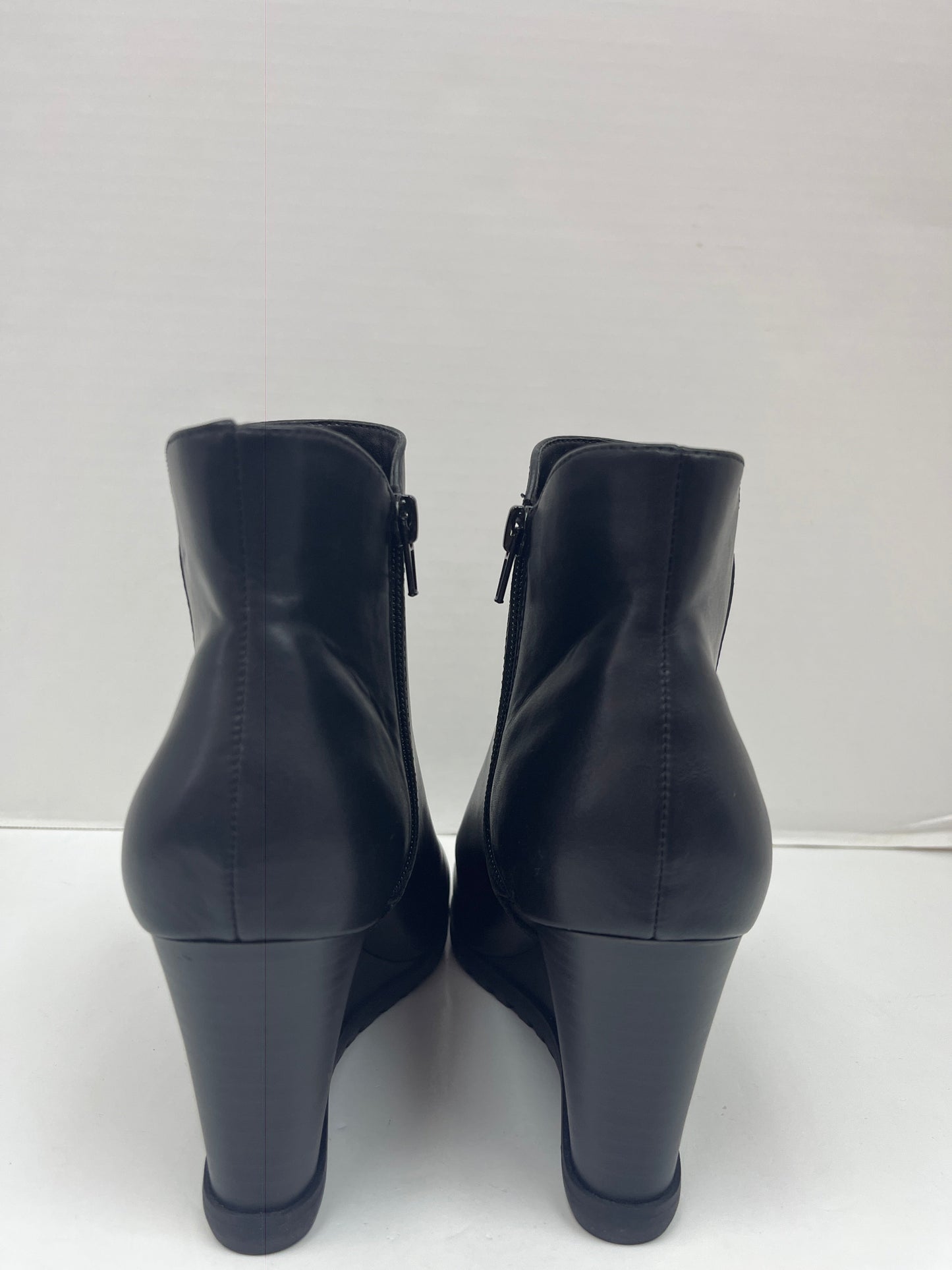 Boots Ankle Heels By Unisa  Size: 7