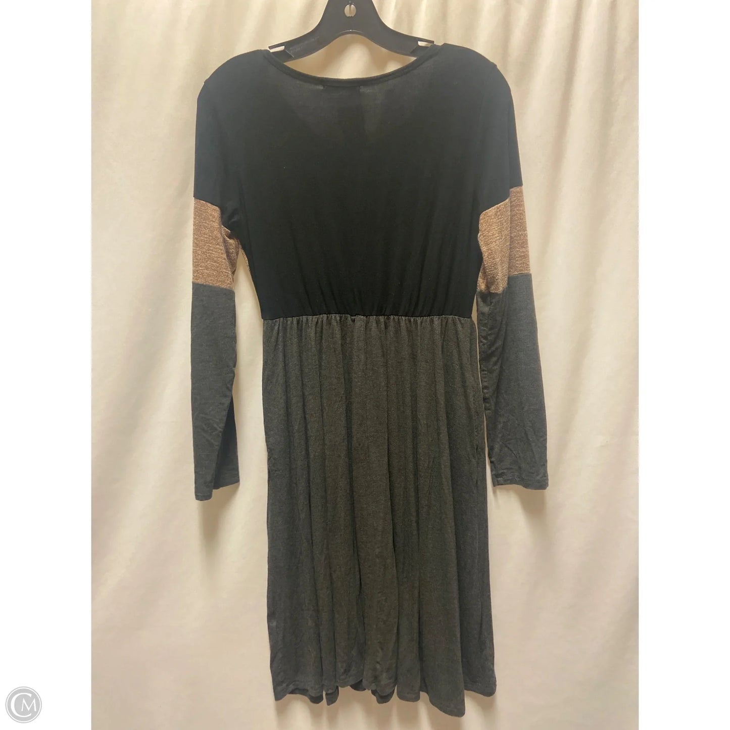 Dress Casual Midi By Clothes Mentor In Black, Size: S