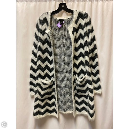 Sweater Cardigan By New Directions In Black & White, Size: S