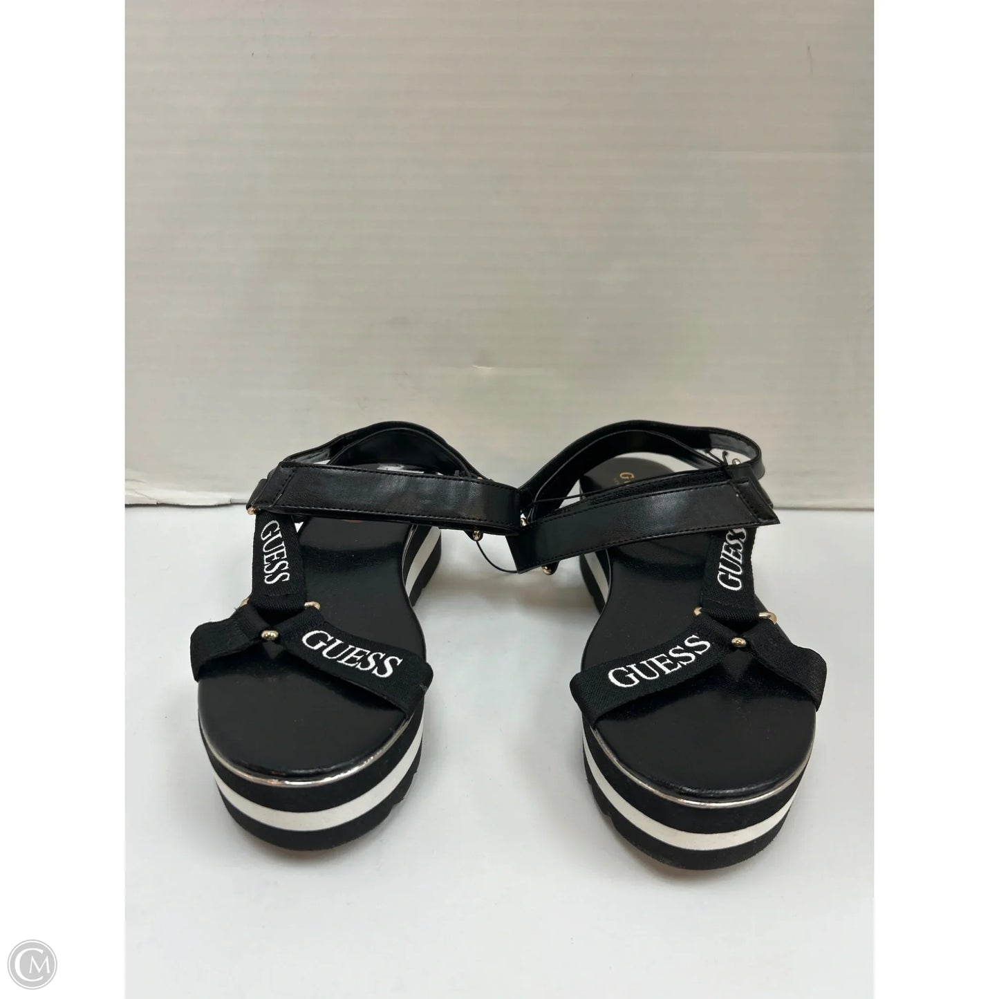 Sandals Flats By Guess In Black, Size: 8