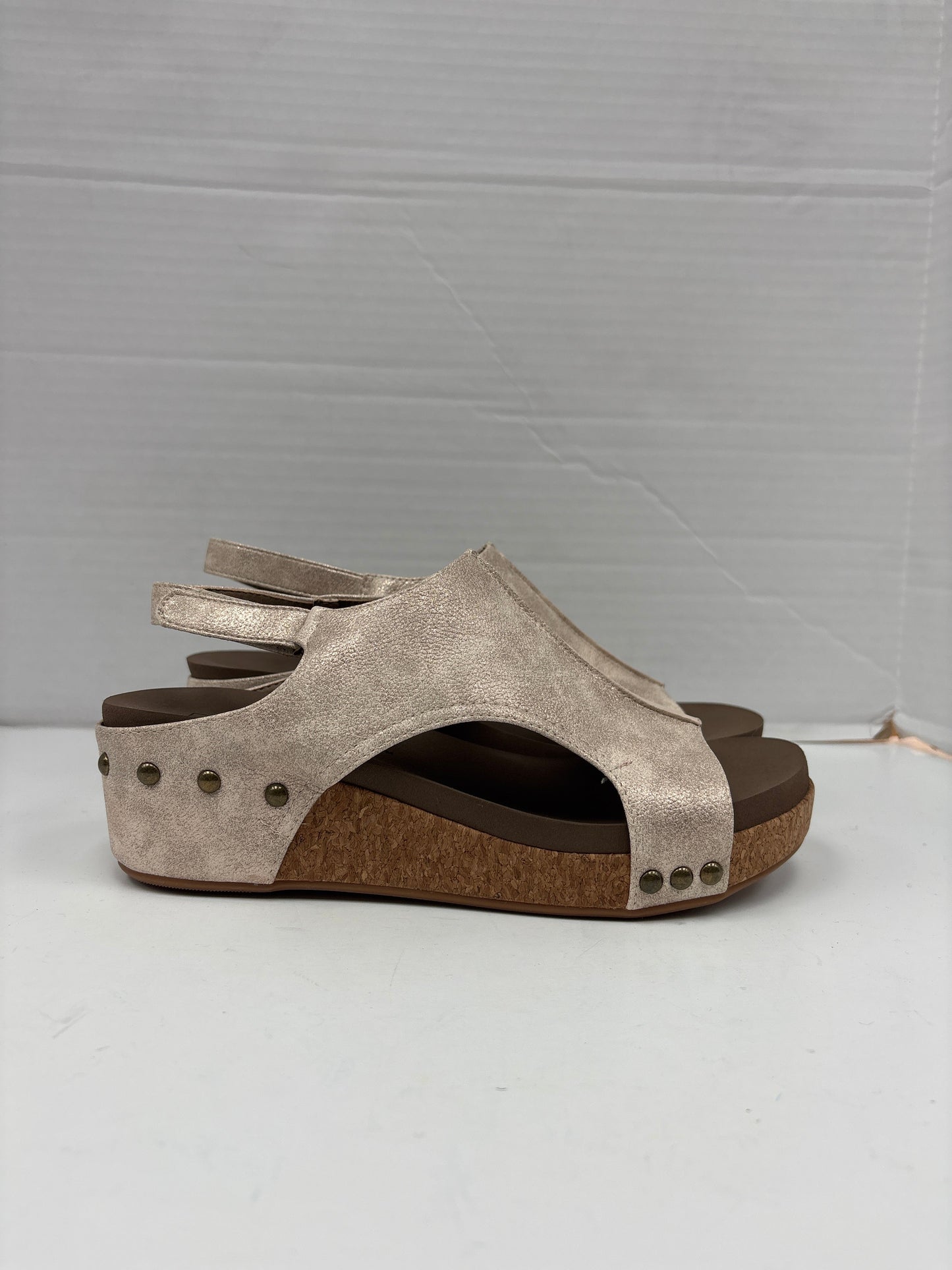 Sandals Flats By Corkys In Cream, Size: 9