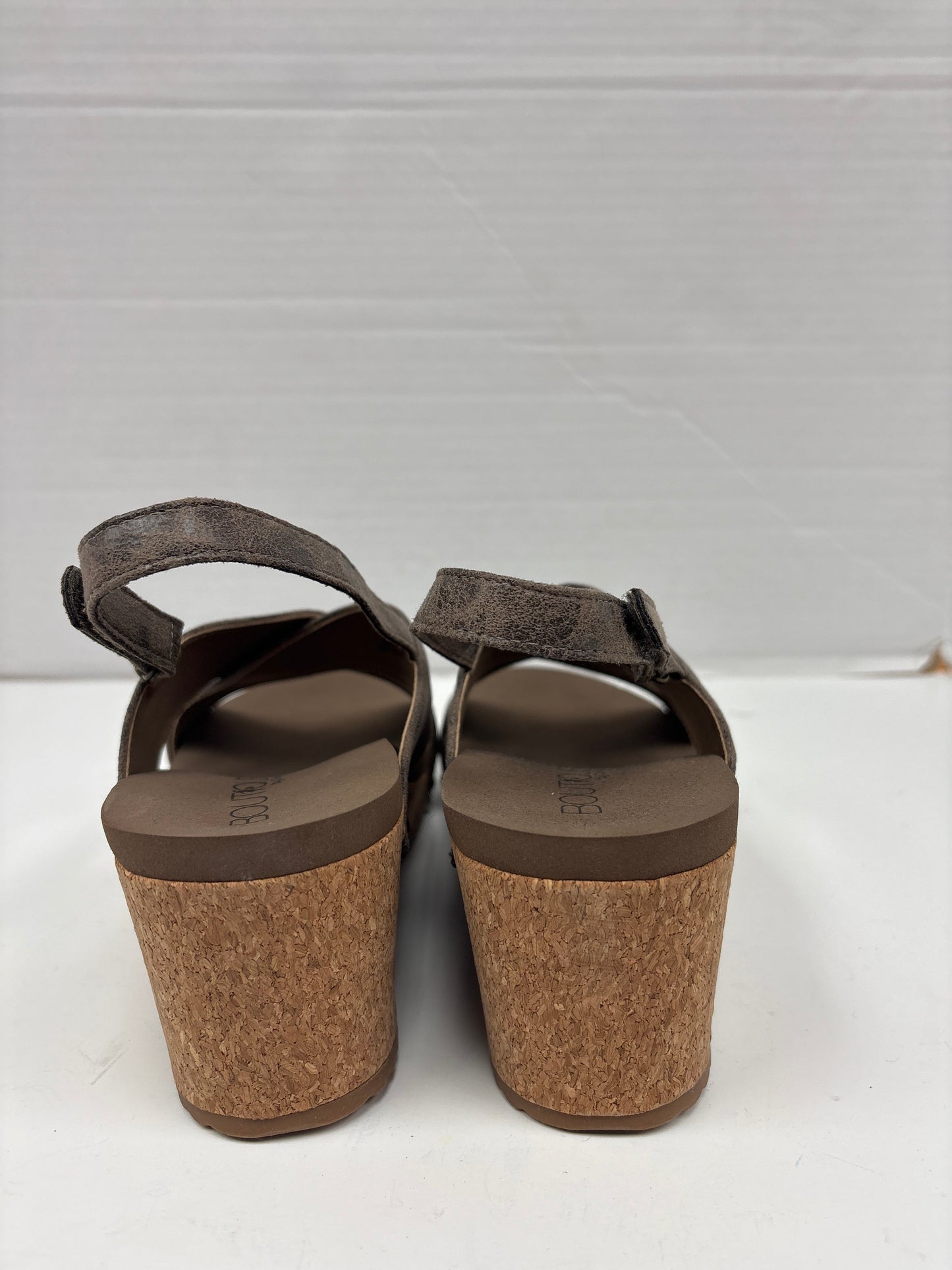 Sandals Flats By Corkys In Brown, Size: 10