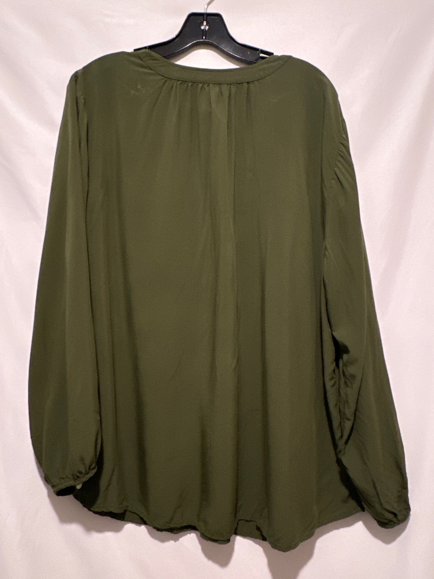 Top Long Sleeve By Old Navy In Green, Size: Xxl