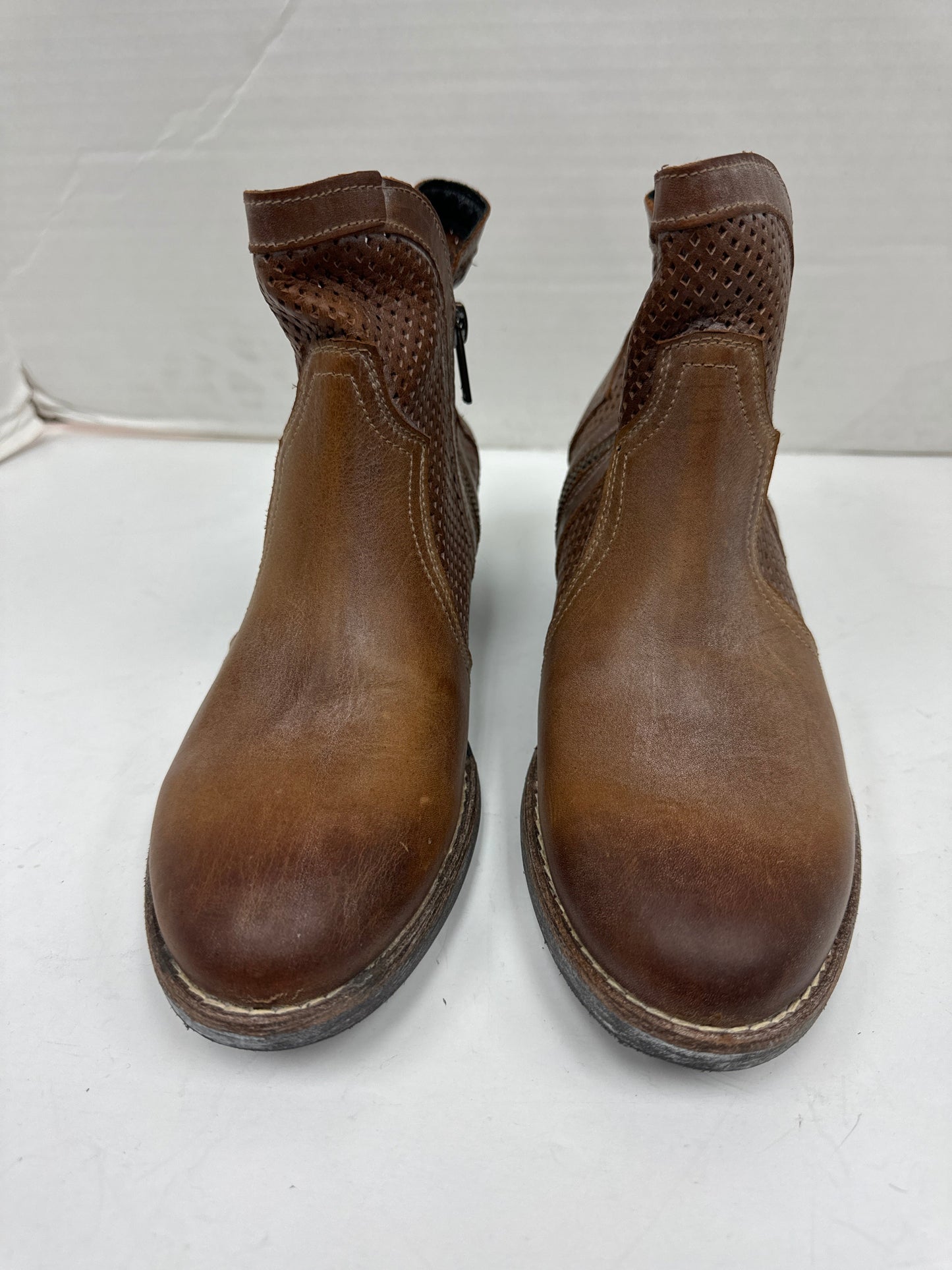 Boots Western By Cmc In Brown, Size: 7