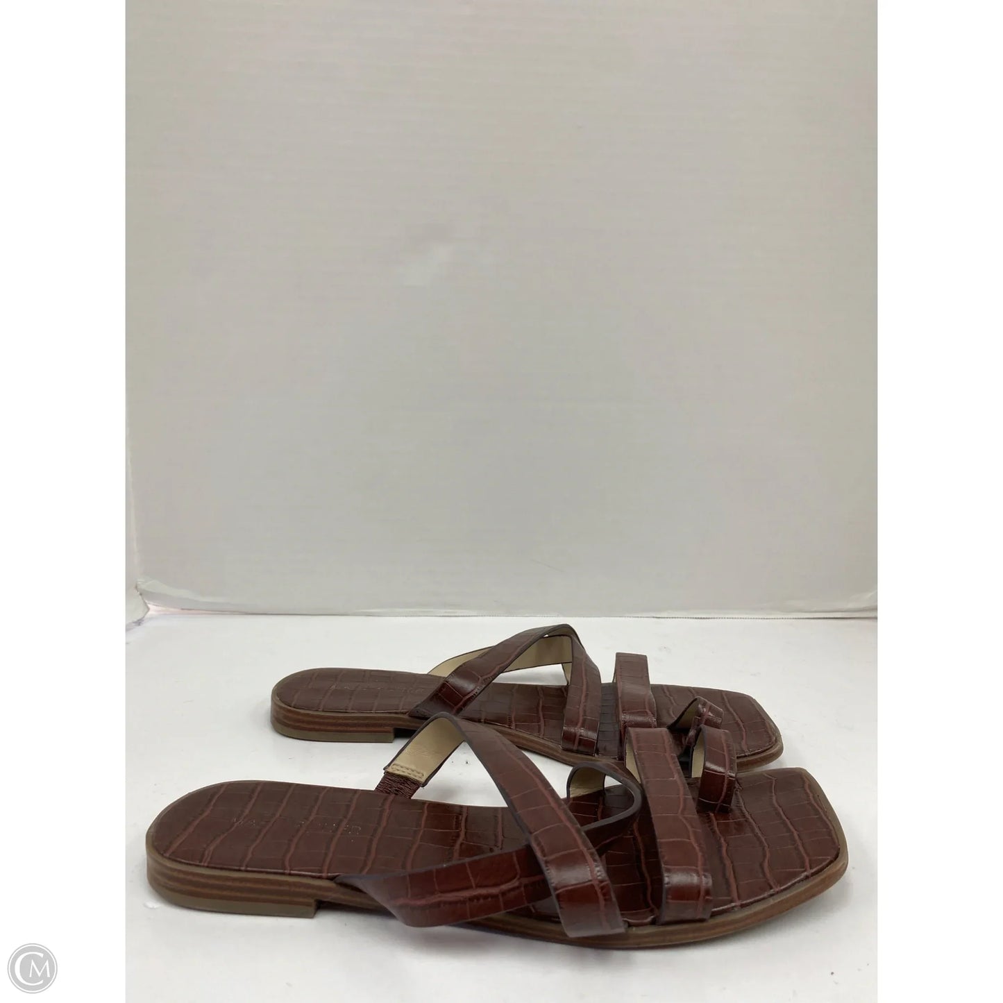 Sandals Flip Flops By Marc Fisher In Brown, Size: 8.5