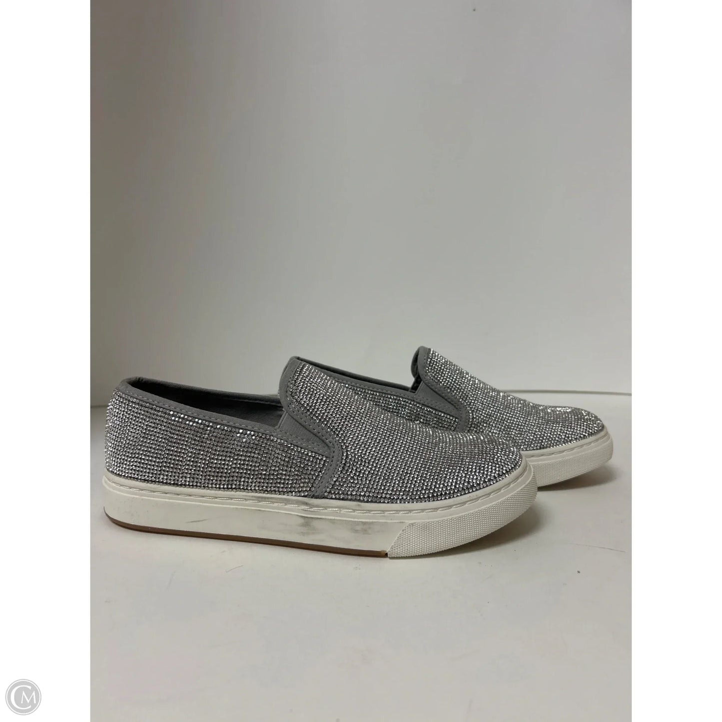 Shoes Flats By Steve Madden In Silver, Size: 7