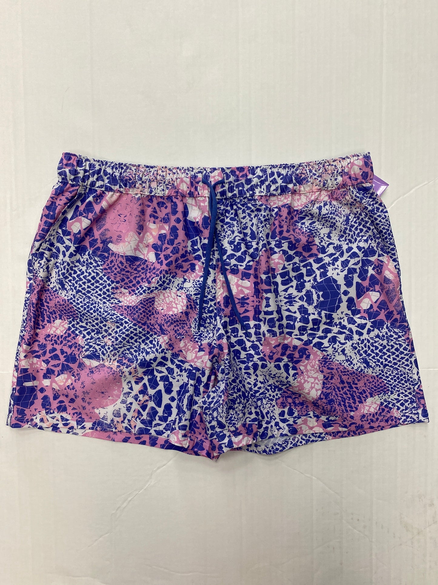 Shorts By Cmf  Size: L