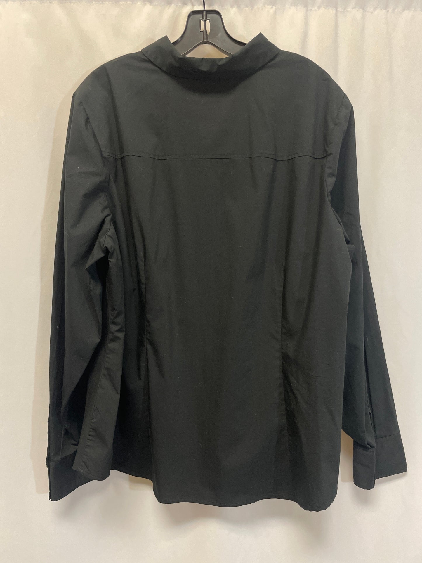 Top Long Sleeve By Liz Claiborne In Black, Size: 3x