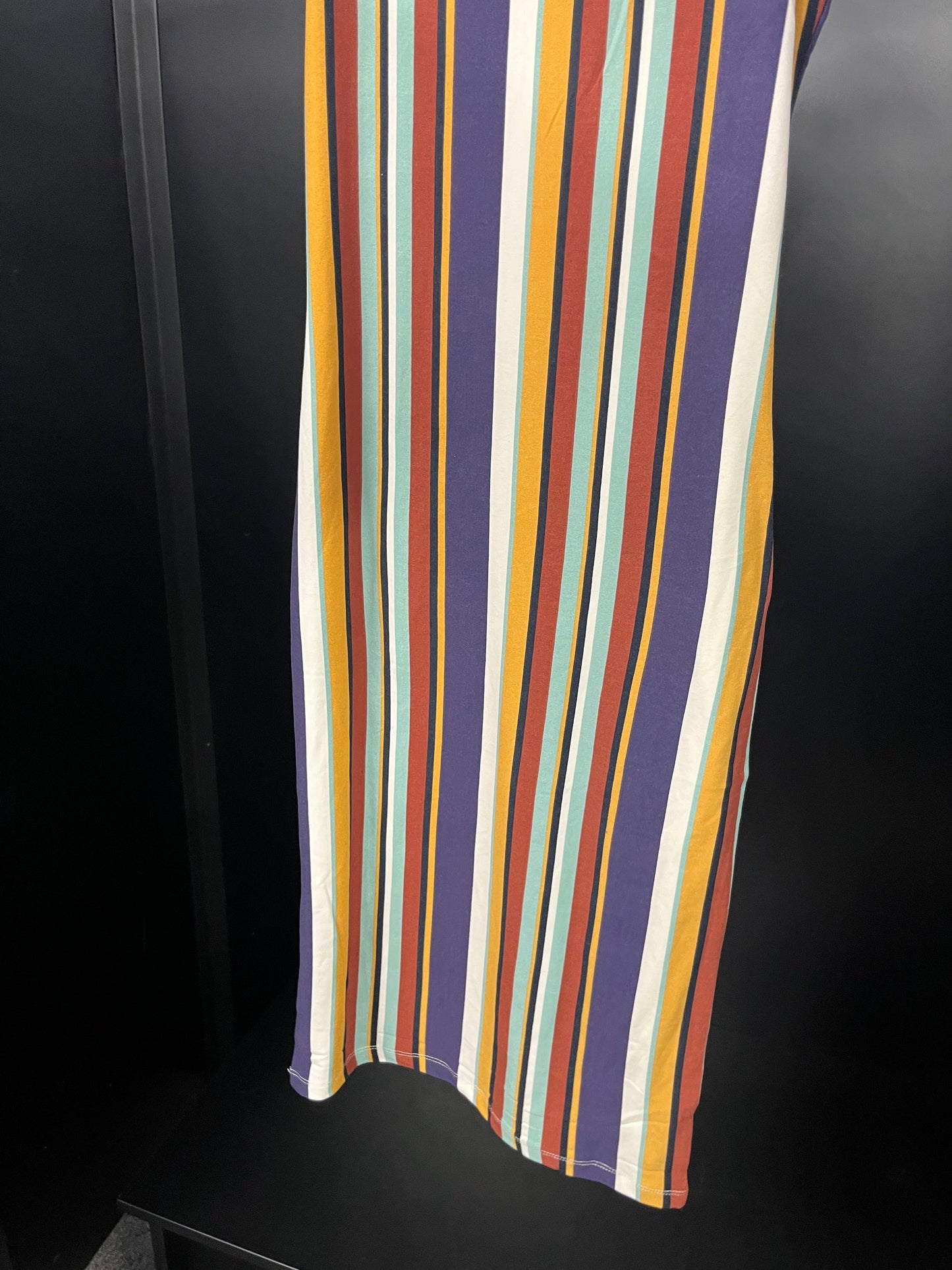 Dress Casual Midi By Yelete  Size: S