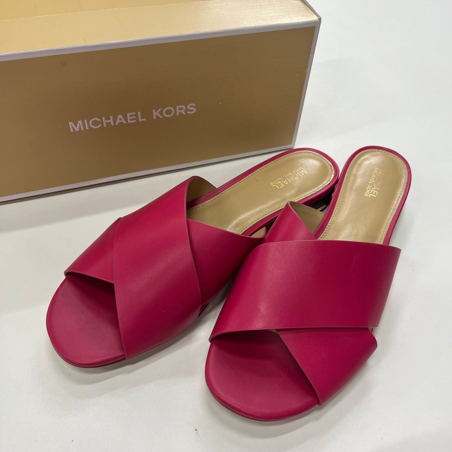 Pink Sandals Flats Michael Kors, Size 9.5