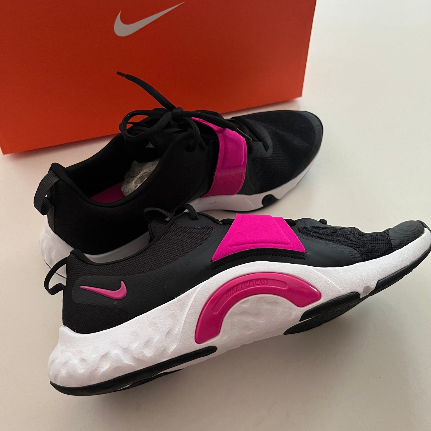 Shoes Athletic By Nike In Black, Size: 10