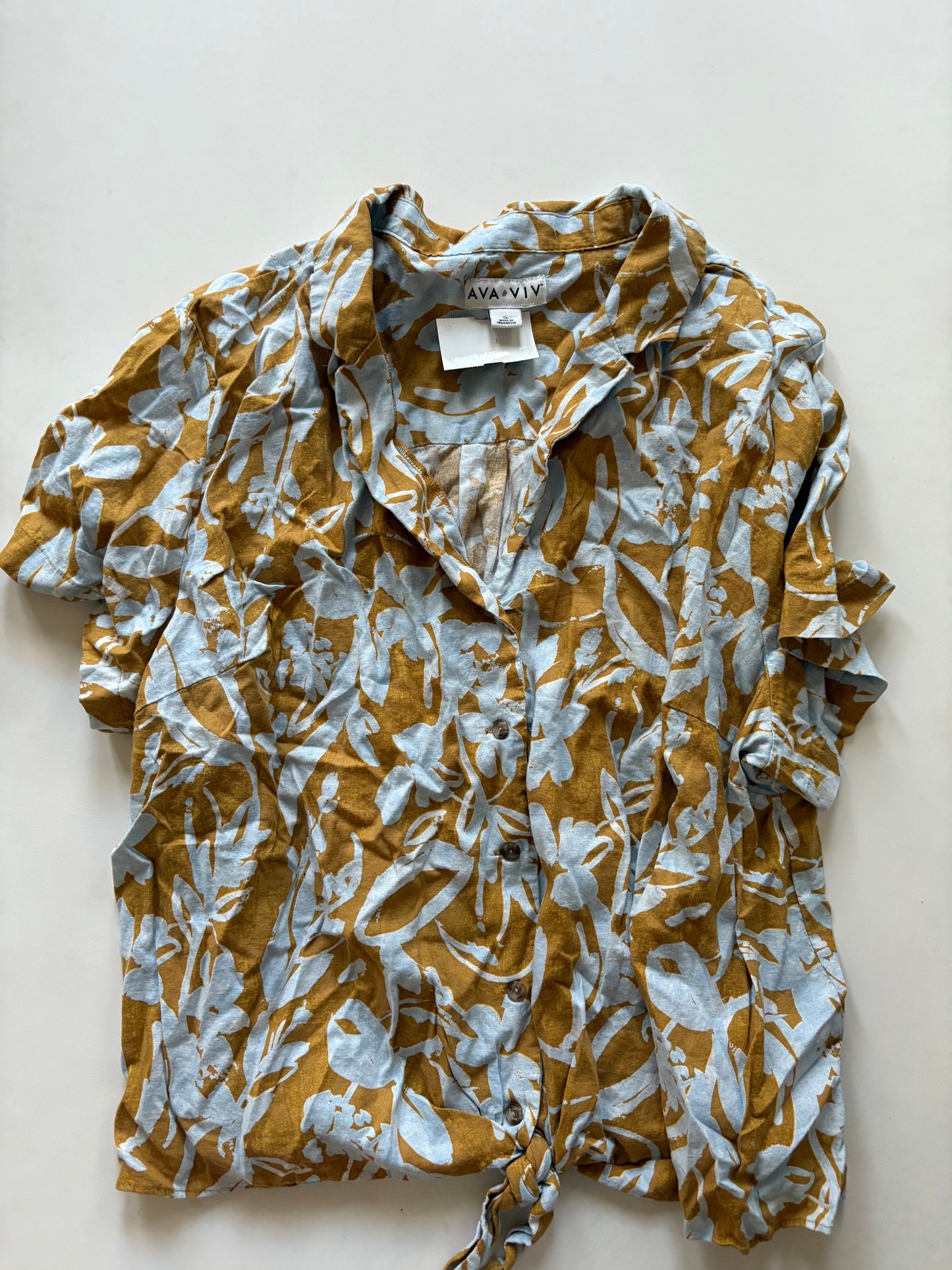 Top Short Sleeve By Ava & Viv In Brown, Size: 1x