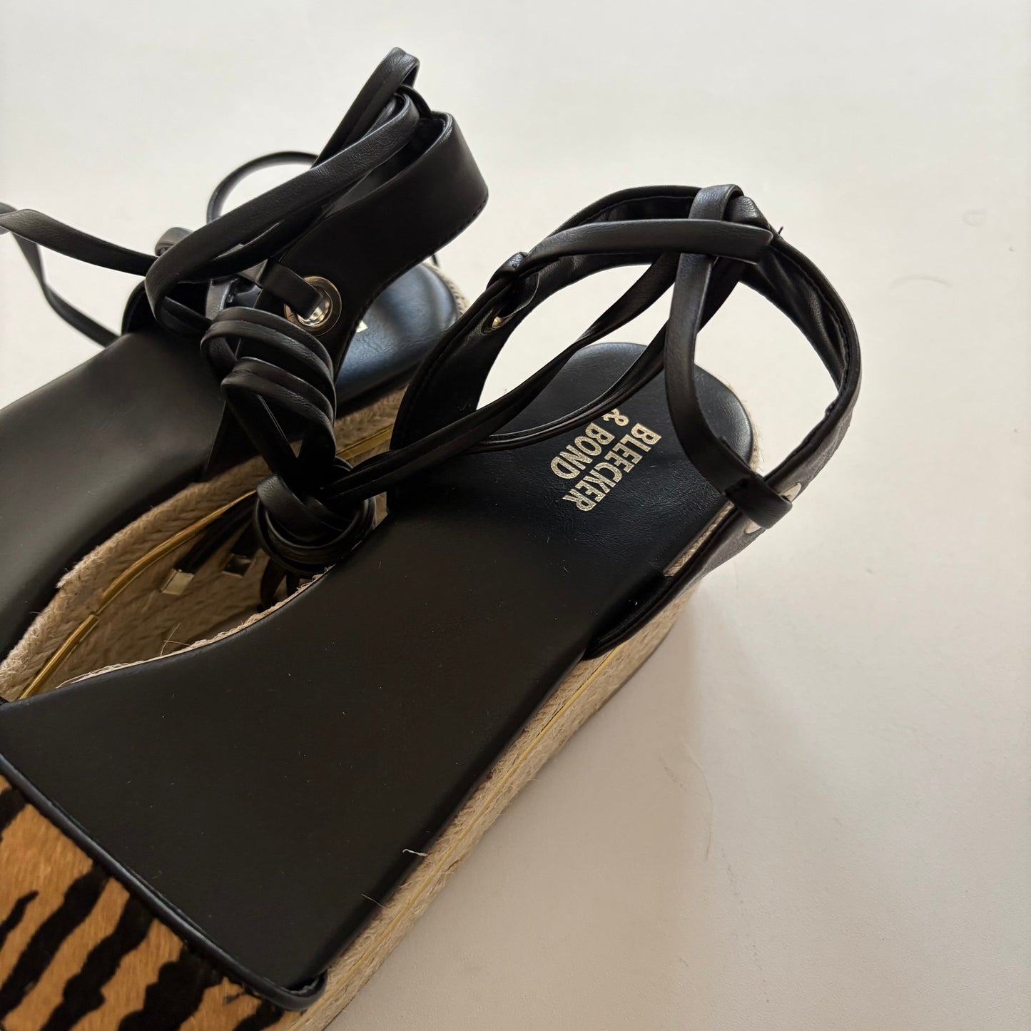 Shoes Heels Block By Bleecker & Bond  Size: 10