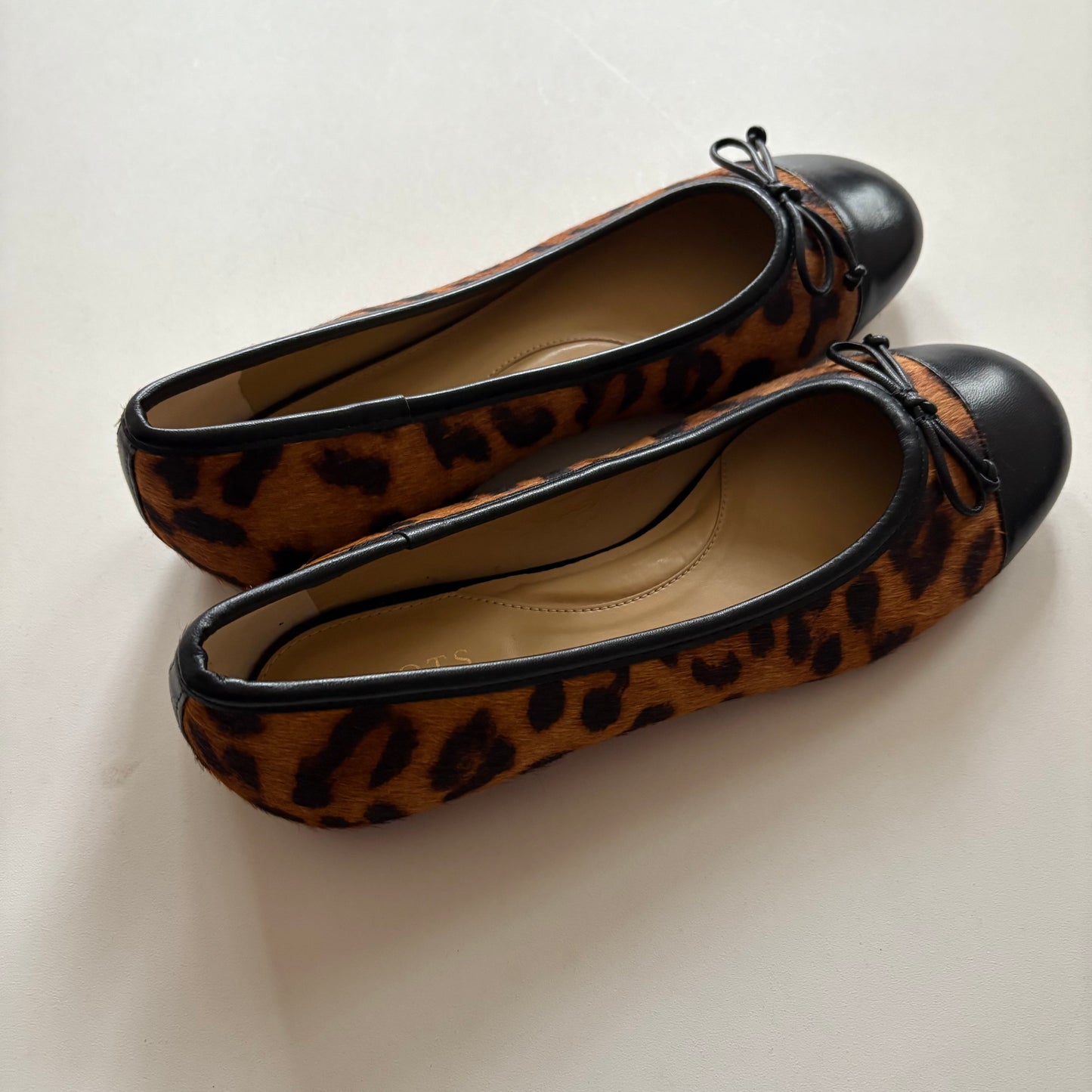 Shoes Flats By Talbots In Animal Print, Size: 7