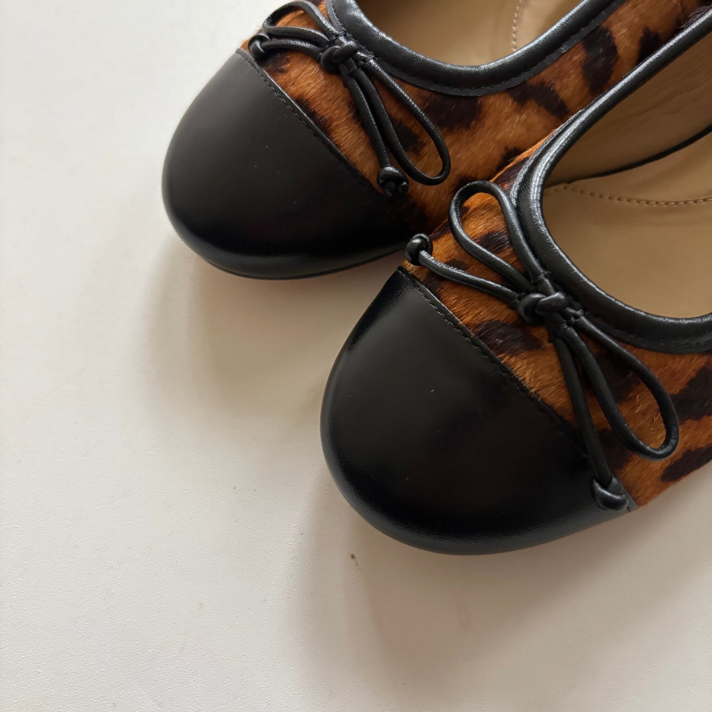 Shoes Flats By Talbots In Animal Print, Size: 7