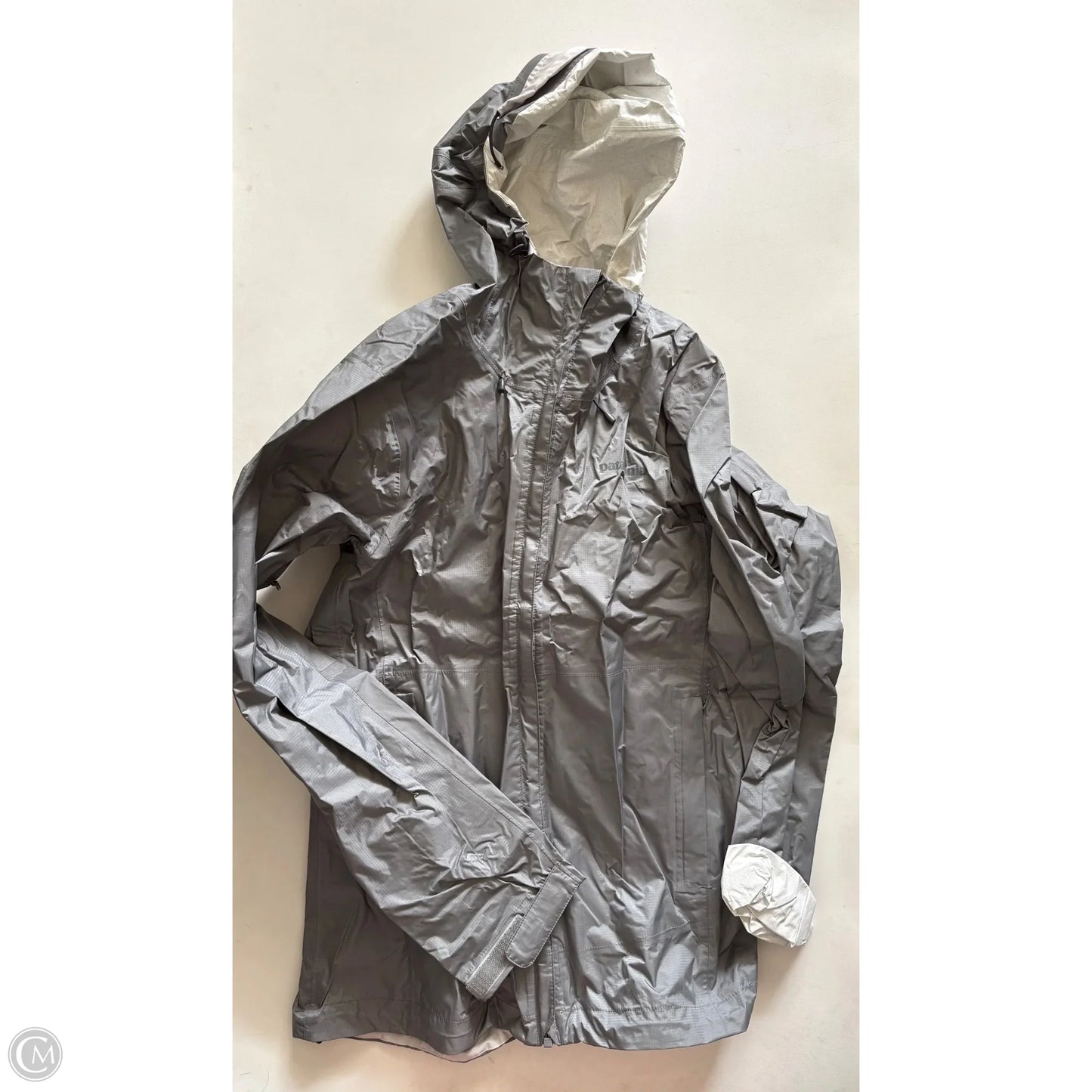 Jacket Windbreaker By Patagonia In Grey, Size: L
