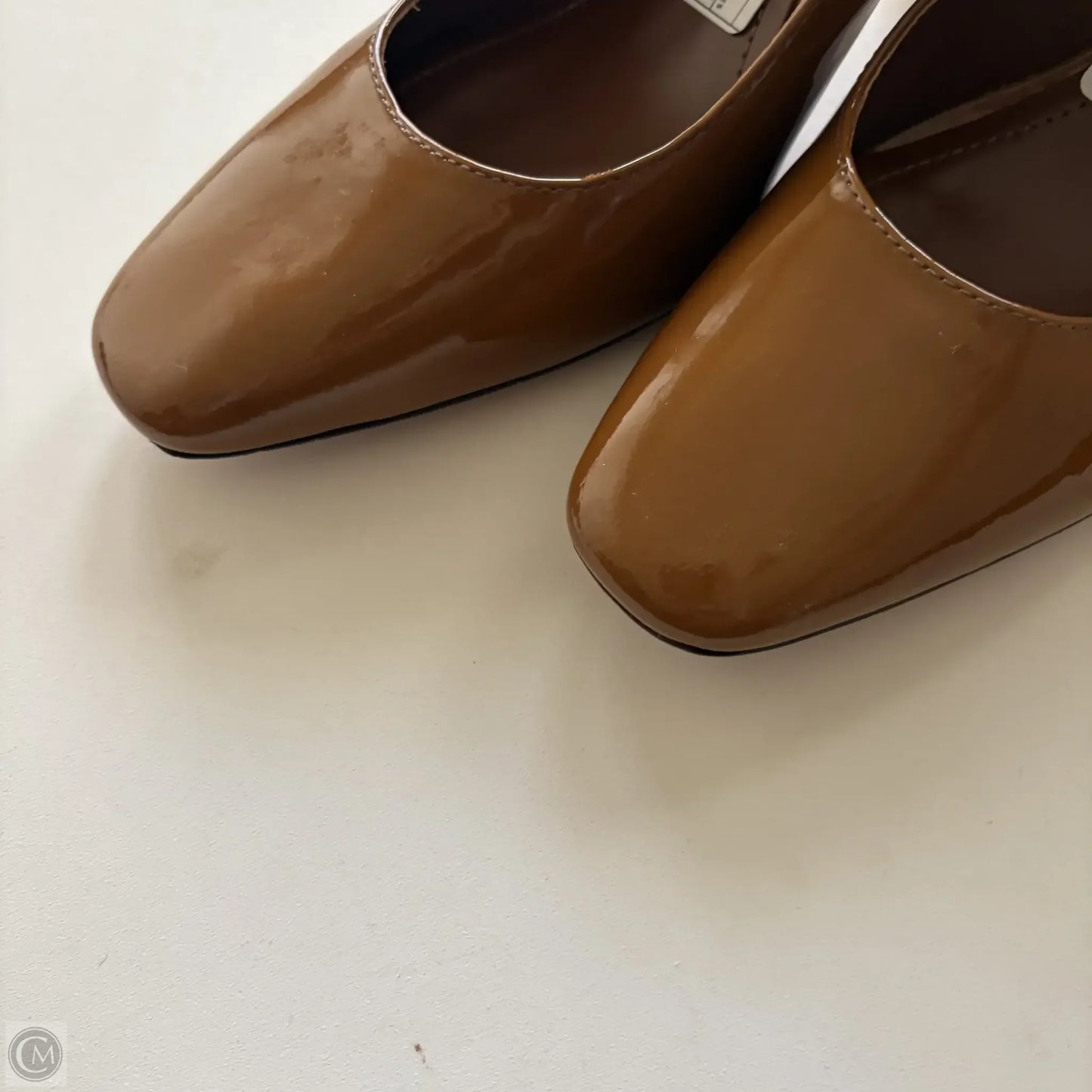 Shoes Designer By Tory Burch In Gold, Size: 9.5