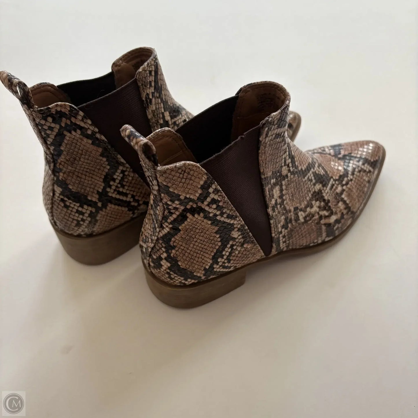 Boots Ankle Flats By Steve Madden In Animal Print, Size: 6.5