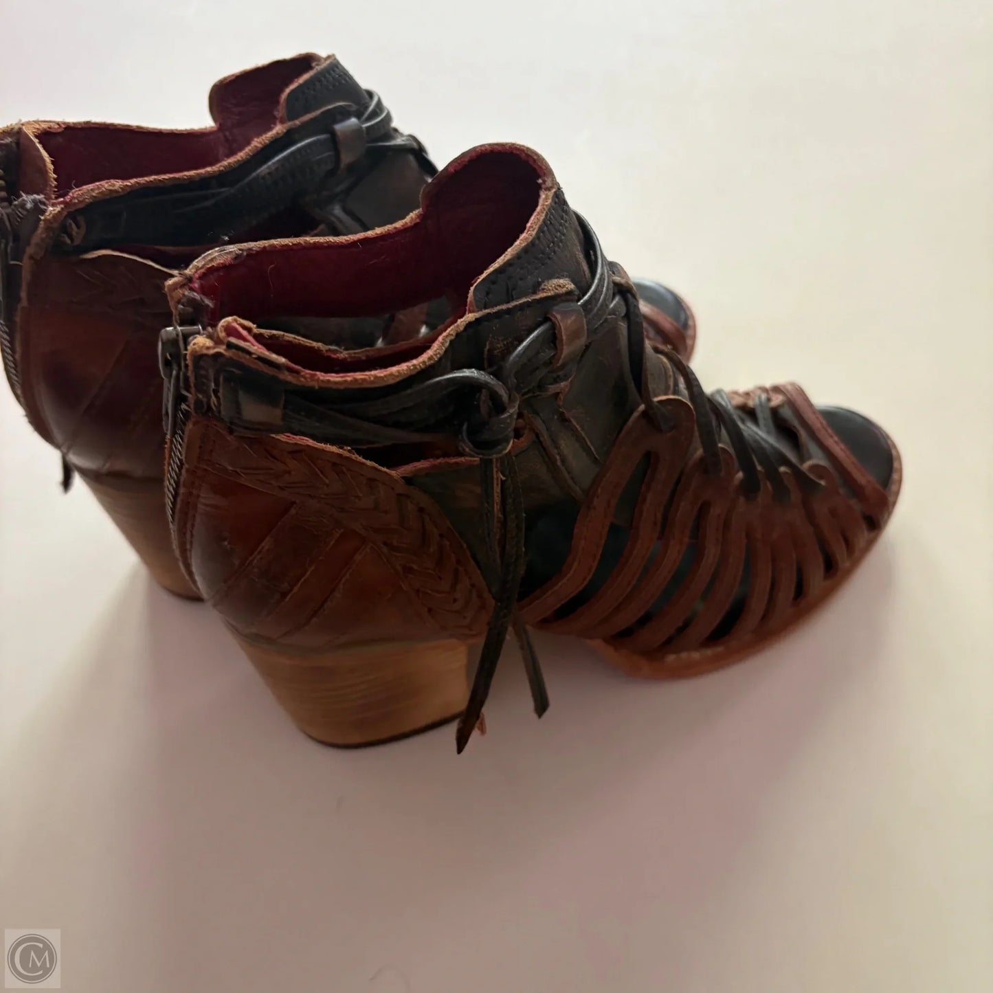 Shoes Heels Block By Freebird In Brown, Size: 8