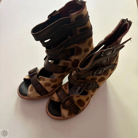 Shoes Heels Block By Freebird In Animal Print, Size: 8