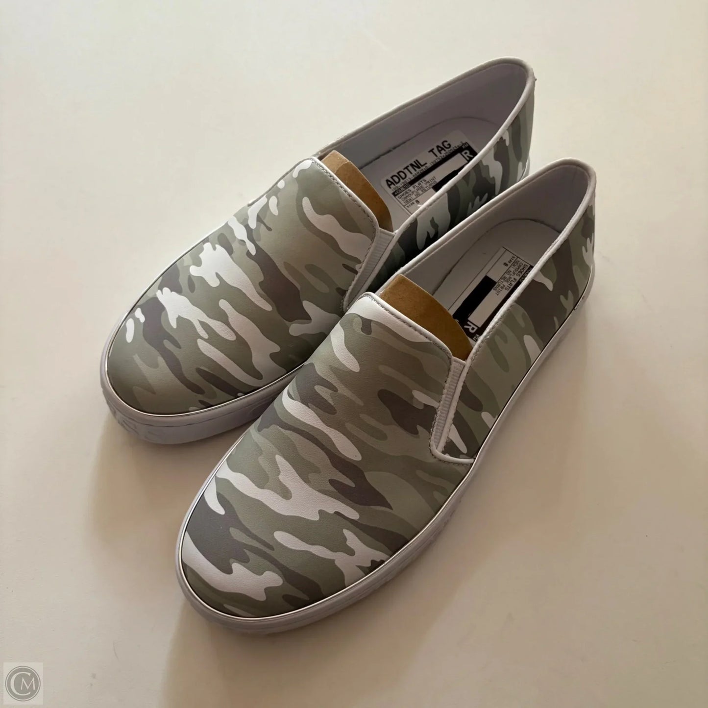 Shoes Flats By Guess In Camouflage Print, Size: 8