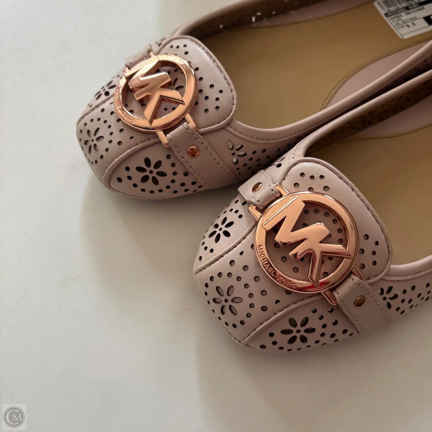 Shoes Designer By Michael Kors In Pink, Size: 9.5