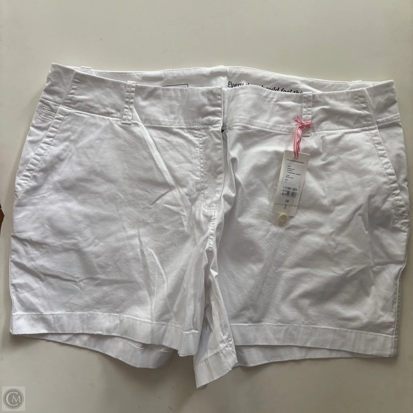 Shorts By Vineyard Vines In White, Size: 20