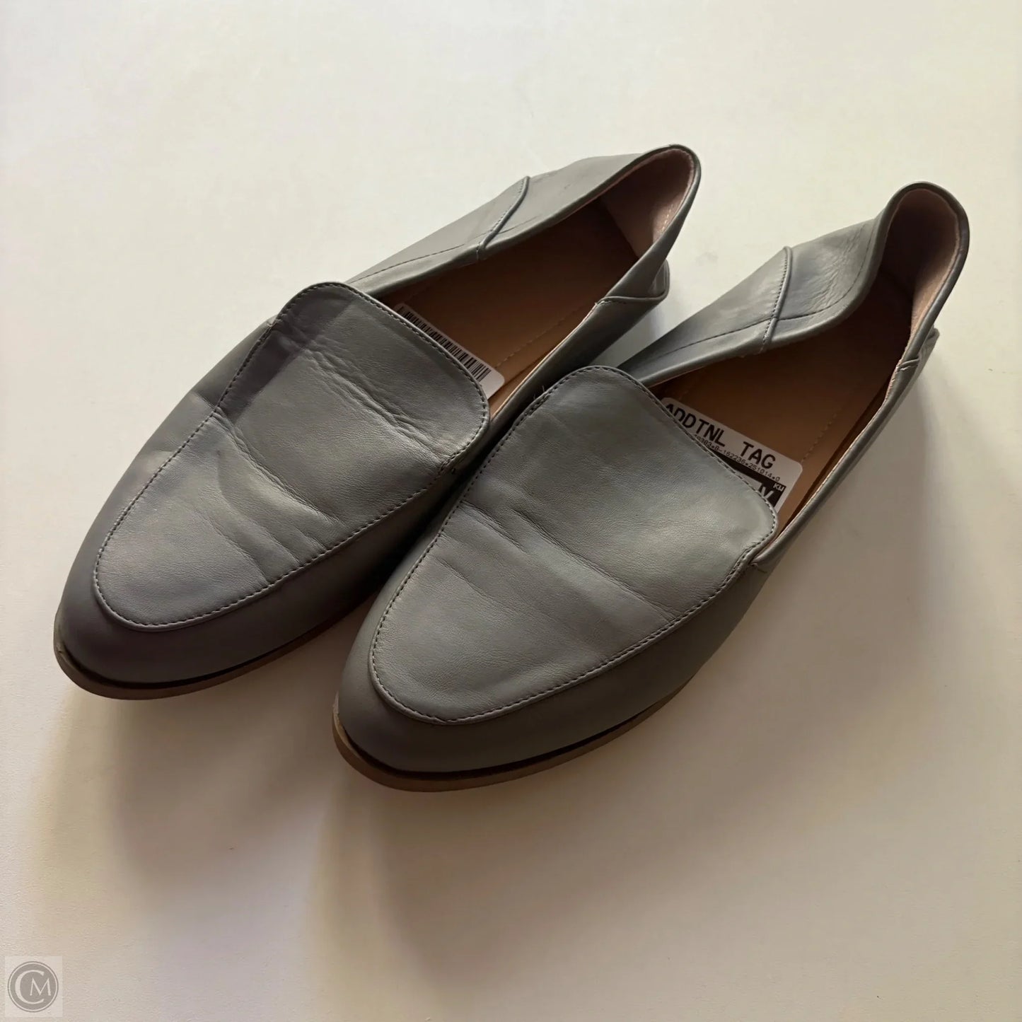 Shoes Flats By Cato In Grey, Size: 11