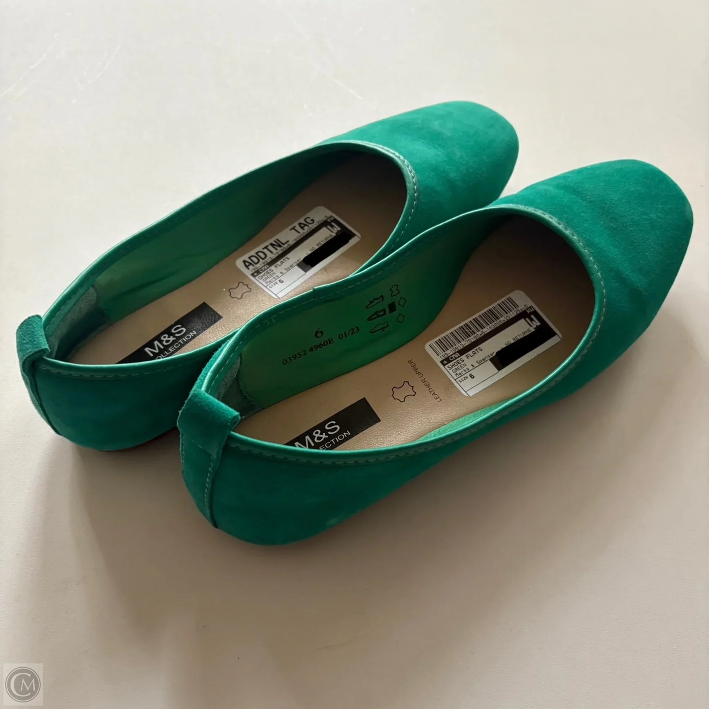 Shoes Flats By Marks & Spenser In Green, Size: 6