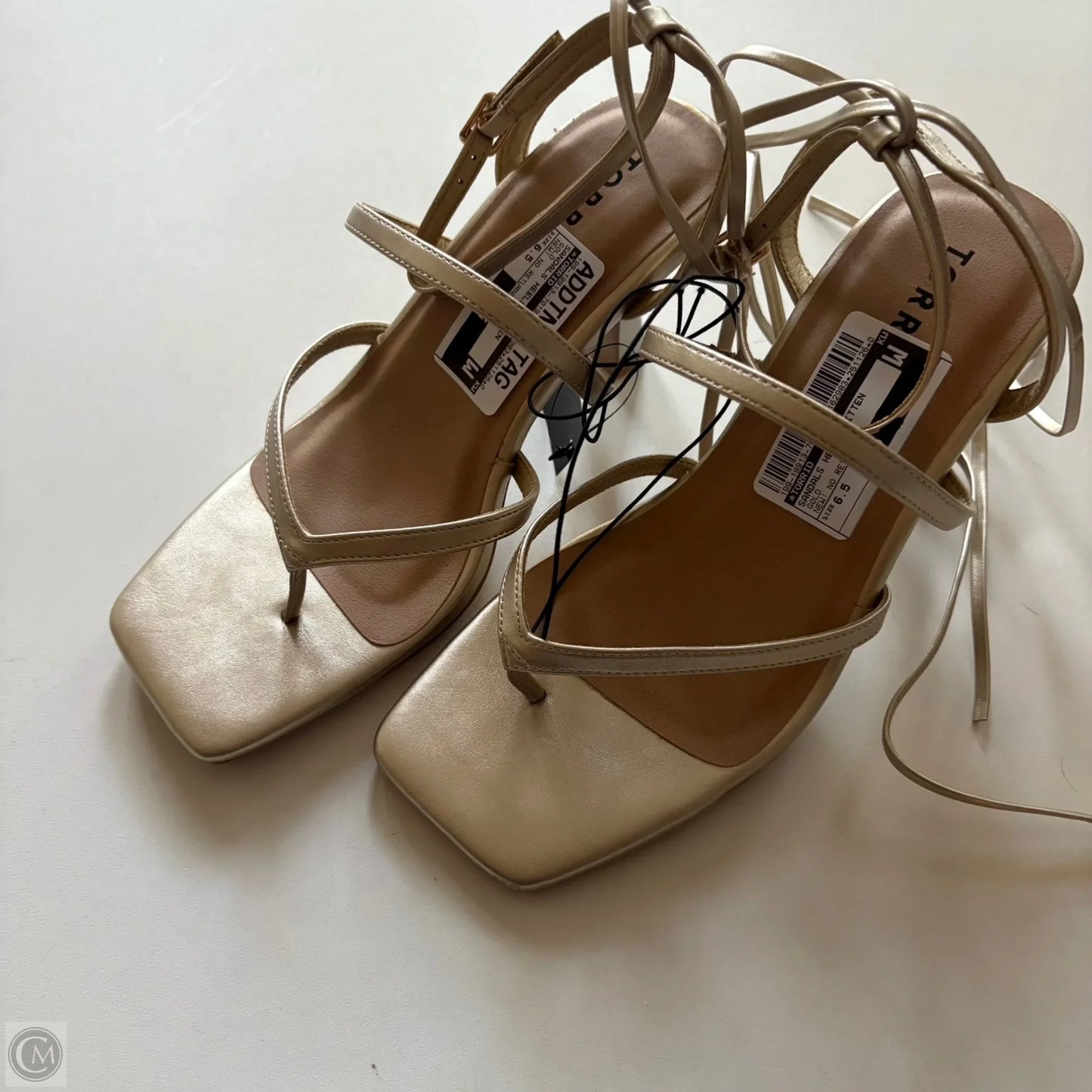 Sandals Heels Kitten By Torrid In Gold, Size: 6.5