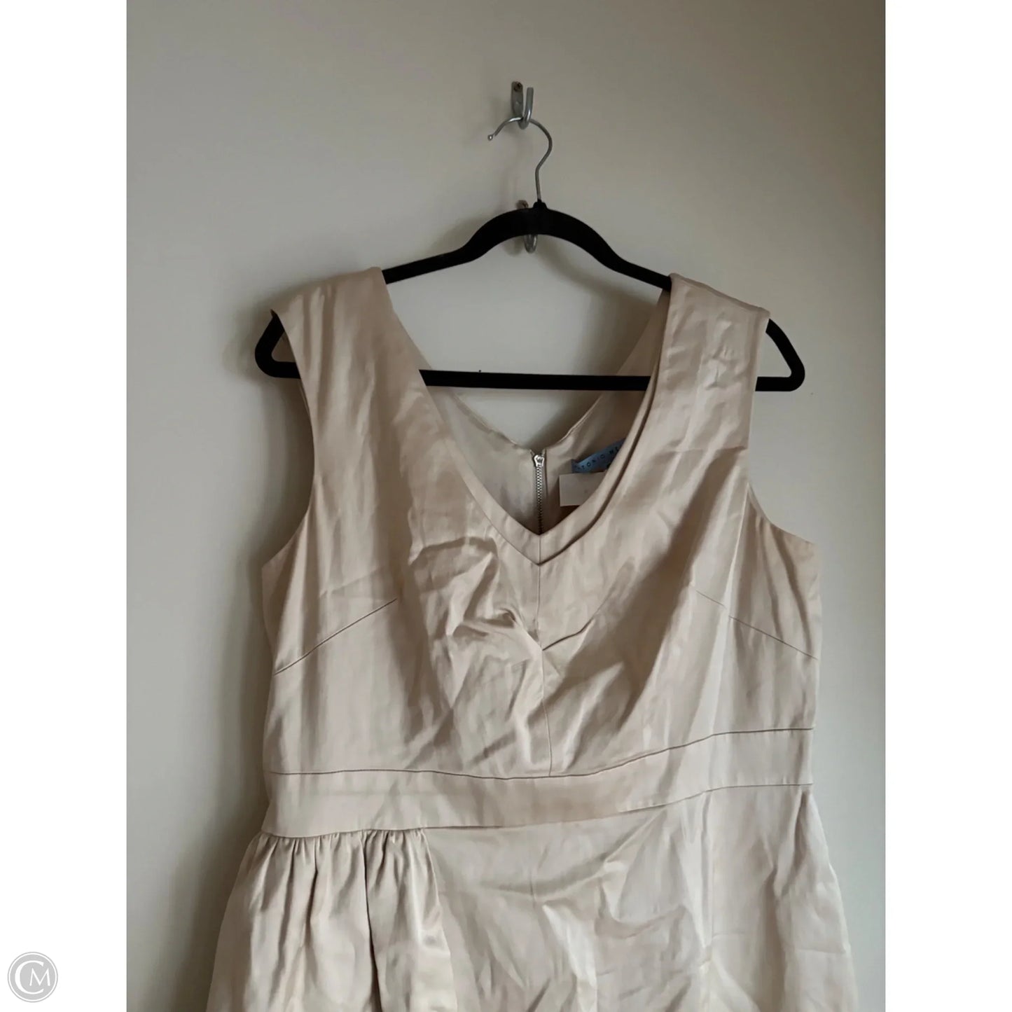 Dress Party Short By Antonio Melani In Gold, Size: L