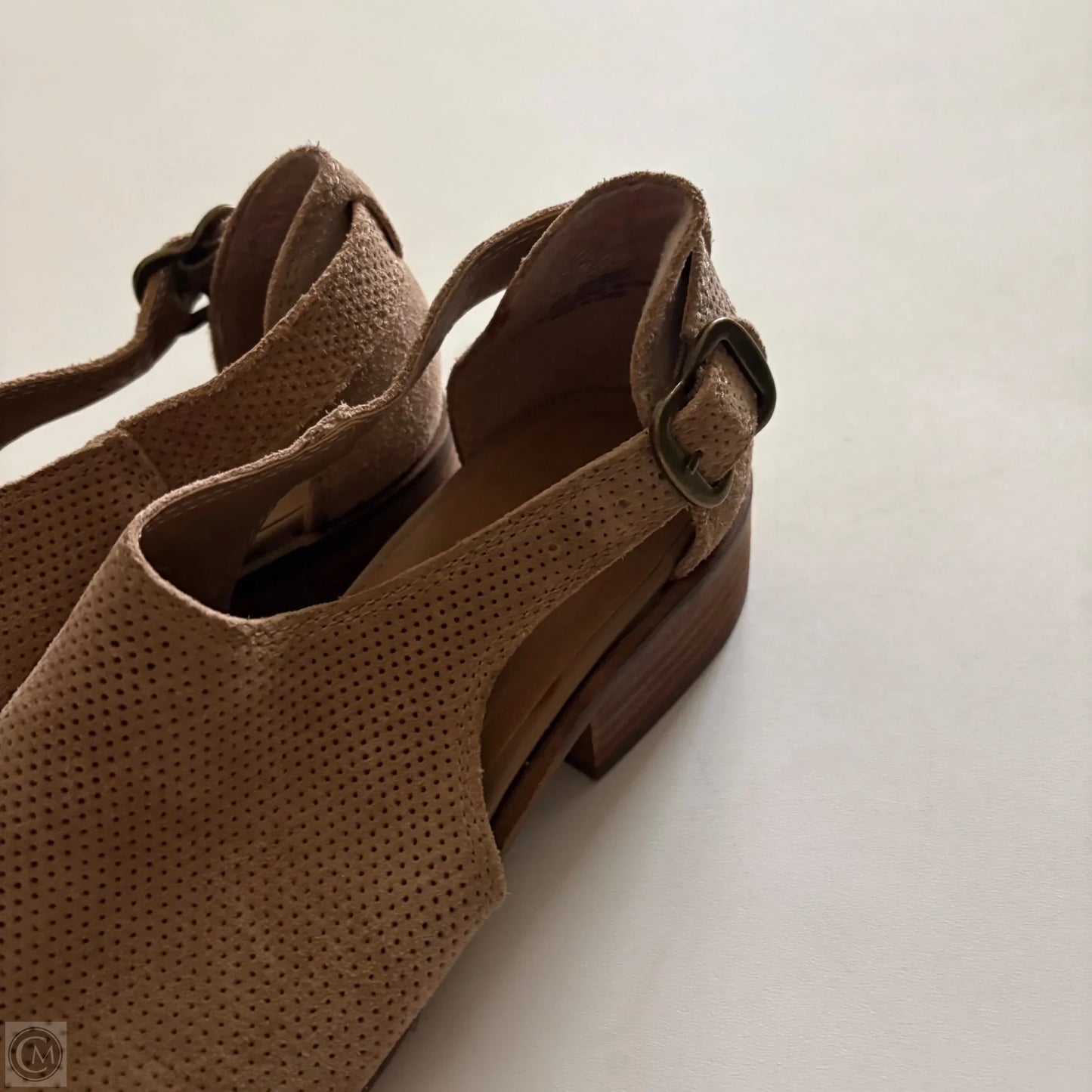 Shoes Heels Block By Crown Vintage In Tan, Size: 7.5