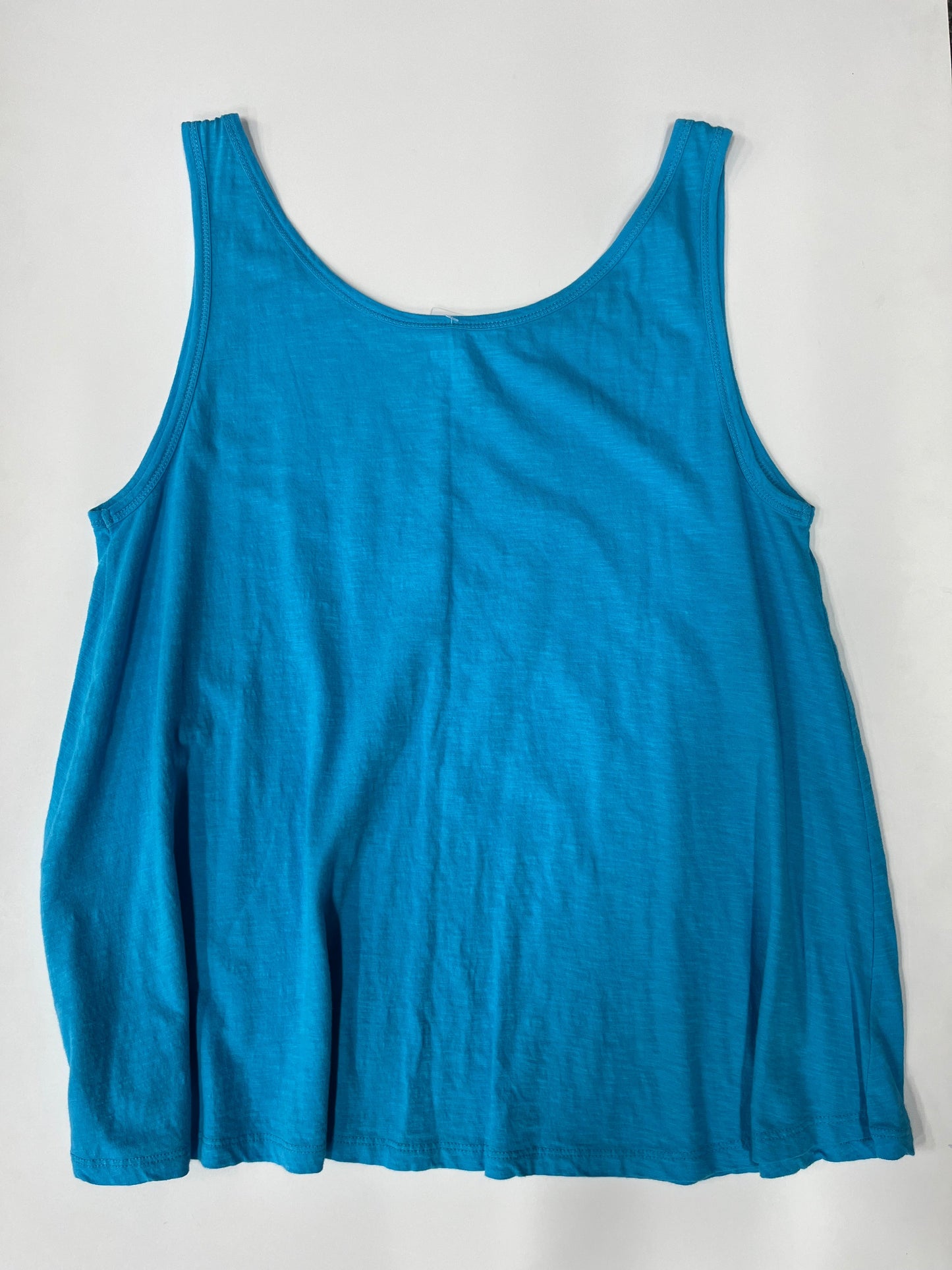 Top Sleeveless Basic By Crown And Ivy  Size: M