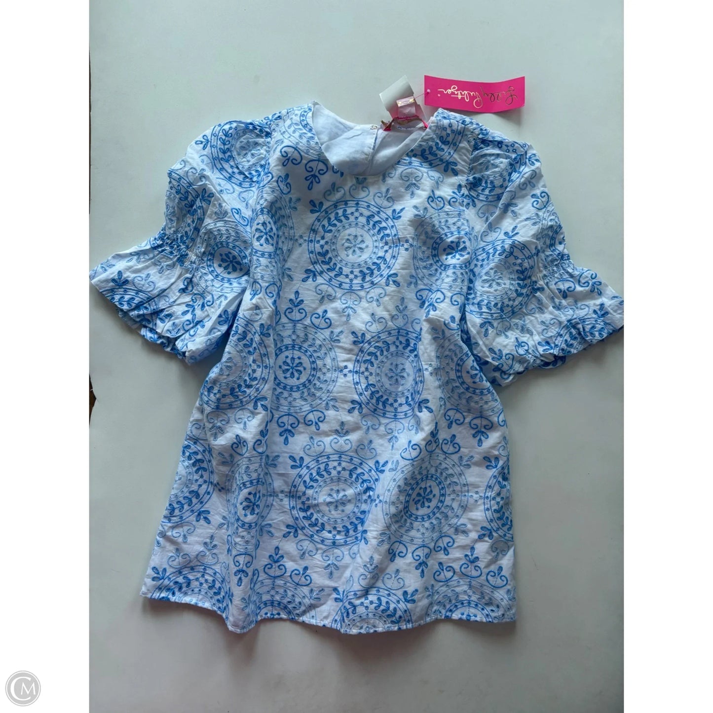 Top Short Sleeve Designer By Lilly Pulitzer In Blue, Size: Xs