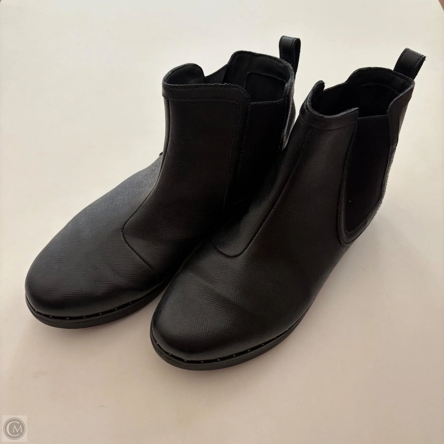 Boots Ankle Flats By Fitflop In Black, Size: 8